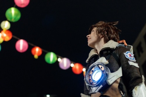 happyacorncosplay - Shots of my Tracer cosplay in Boston - ...