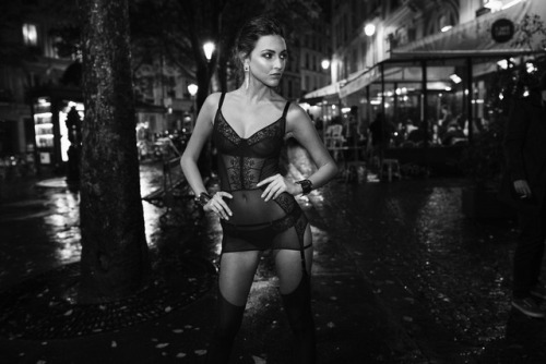 deviations-divergences: Erika Albonetti by Peter Coulson