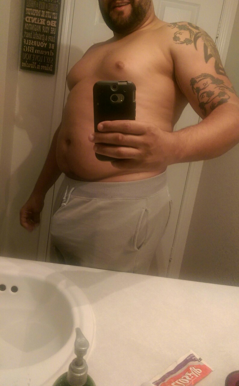 beefbearrito:  cubrocker86:  Woke up with wood, can I get a cub sucking on this?