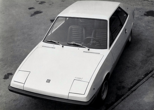 carsthatnevermadeitetc:  NSU Nergal Concept, 1970. Designed by the Aldo Sessano and presented at the Turin Motor Show, the Nergal was based on the rear-engined NSU Prinz (the silhouette drawing shows the Nergal superimposed over a Prinz). Volkswagen