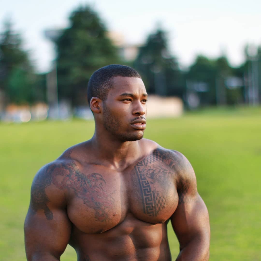 aworldofmenz:  hotblackmenwithtattoos:  A World of Menz  &lt;&lt;&lt;Follow