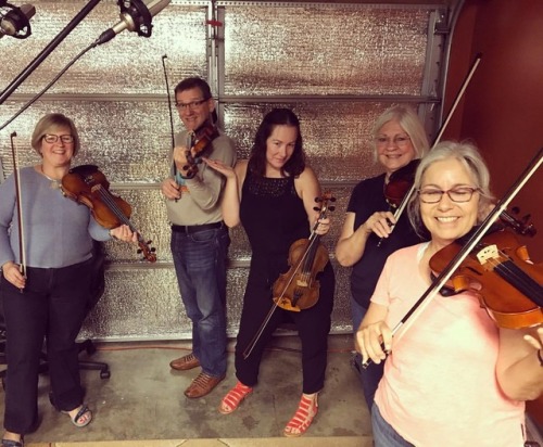 <p>I’m probably a little biased but I think my recording group at #fiddlestaradultbeginnercamp was maybe the best of the groups. I mean, they slayed Angelina Baker - droning string backups and a slight ritard at the end so… pretty much they’re pro. #fiddle #nashvilleacousticcamps #fiddlecamp  (at Fiddlestar)</p>