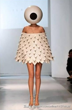 pollywar:  chickenforpresident:  jazzykatz:  roachpatrol:  fuckyeahchinesefashion: