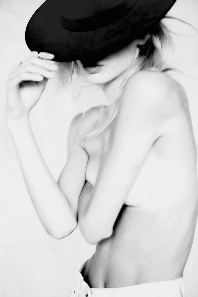 lucaspassmore:  Katherine @ LA Modelsshot by Lucas Passmorestyling by Ashley Chung