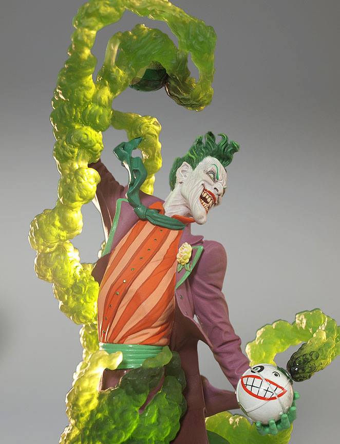 xombiedirge:  DC Dynamics: Batman &amp; Joker by Tim Bruckner / Facebook