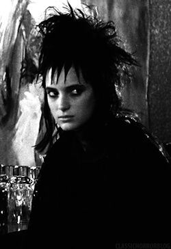 classichorrorblog:  Beetlejuice (1988) 