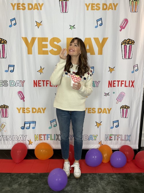 ‘Yes Day’ Movie Celebrates Its Virtual Red Carpet Premiere https://bit.ly/38l2i6Z