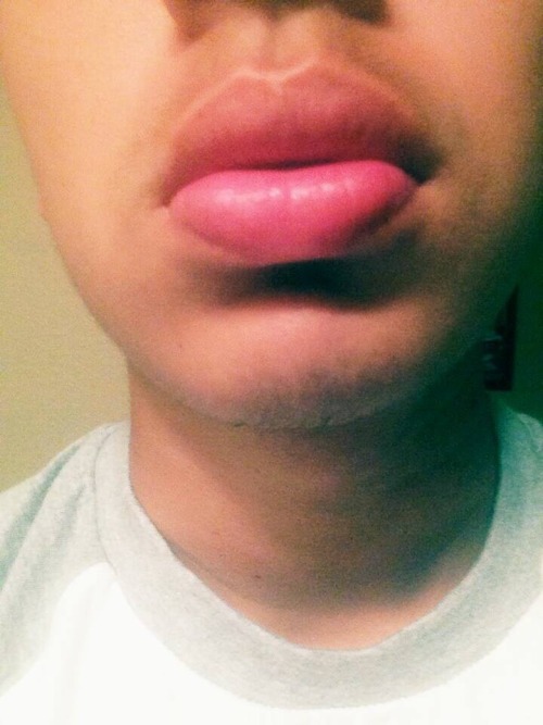 ayyniggaathough:  j559h also Get his ;)