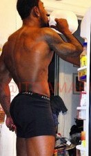 dominicanblackboy:  Sexy gorgeous tatted muscle hotboy Justin the Body!😍