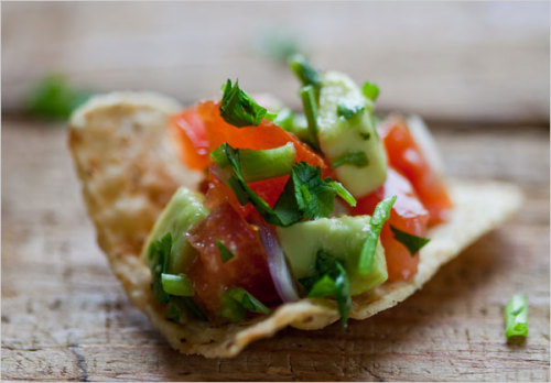 VEGAN DAILY RECIPE:Tomato Avocado Salsa