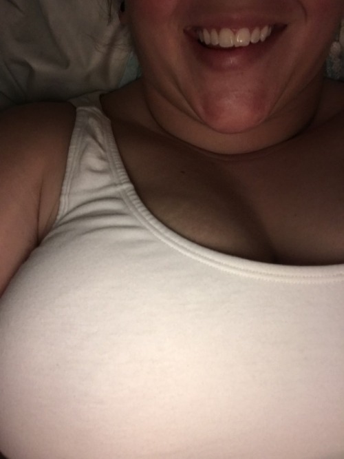 bbwhotwife2cum4:Joining the titty Tuesday train #tittytuesday submission from @rose8911