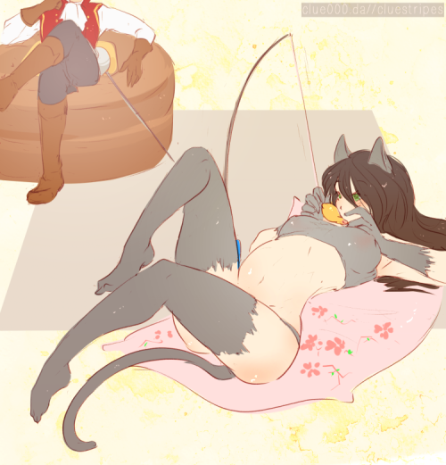 cluestripes:  i can’t help it when i see her kicking the little toy. …