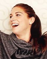 keepyourvcard:  sports-and-girls:  »  Perfect