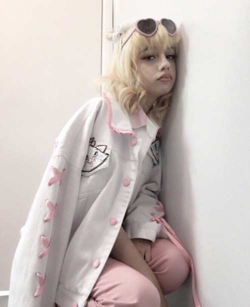fairyyfawn:pink mess