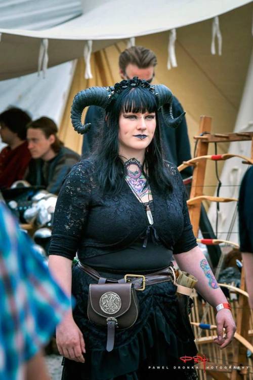 A photo of me, taken by Pawel Dronka Photography (on facebook) from the medieval festival in Oslo 20