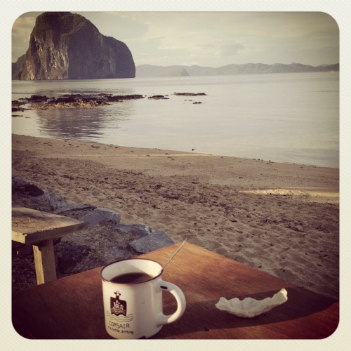 Had the most peaceful day on Los Cobanos beach with strong (though instant) coffee at sunrise, happy