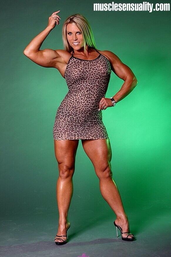 sexyfitnessgirls:  muscles sensuality #sexy #strong #fit #gym #muscles @fbbmusclefan