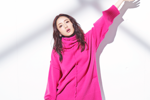 the-other-side-of-summer:    『地味にスゴイ！校閲ガール・河野悦子』に主演する石原さとみさんにインタビュー   #石原さとみ