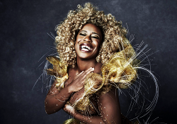 kimreesesdaughter:  celebritiesofcolor:  Uzo Aduba as Glinda in The Wiz Live!  I am so excited! 