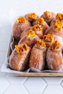 sweetoothgirl:  brioche doughnuts with banana