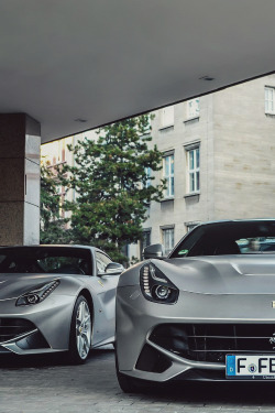 carbonandfiber:  Ferrari F12berlinetta