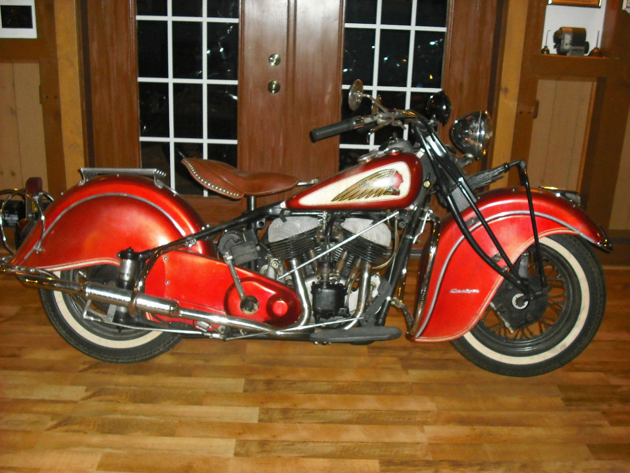 psychoactivelectricity:    1941 Indian Chief  