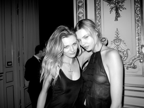 senyahearts: Edita Vilkeviciute & Magdalena Frackowiak  Photographed by: Olivier Zahm 