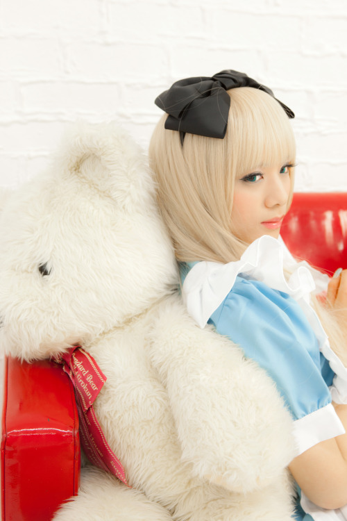 Alice in Wonderland - Alice Liddell (usakichi) 1-4