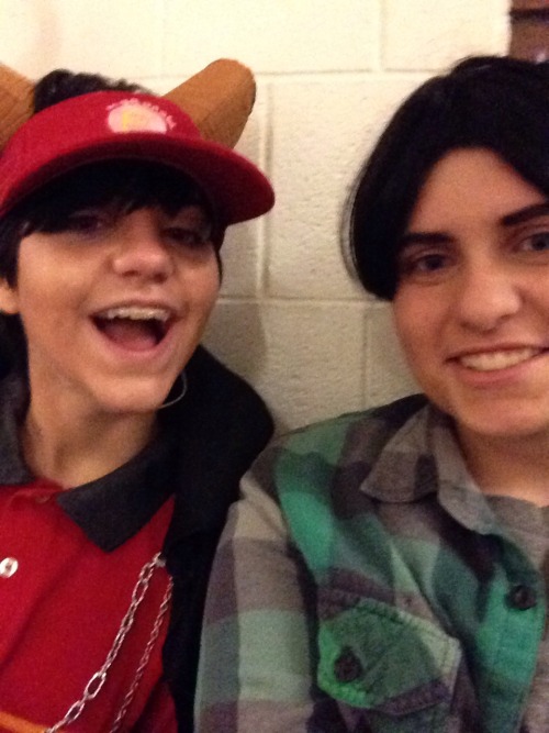 bringobaggins:candyredterezii:bubblegumballbitch:Guys nyancon was great and like my first con and I’