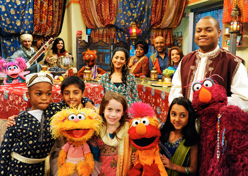 achangingaltar:livefromnewyorkitsweston:I’ve been on Tumblr for about a year now and I’m surprised I haven’t seen anything regarding Sesame Street. So, I figured I would shed a little light on it for all of you.I watched this show religiously as