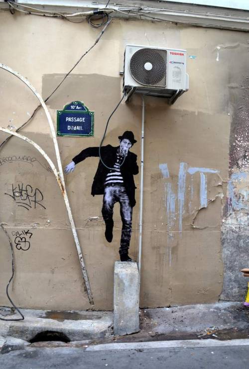 escapekit: Levalet Located along the streets of Paris, street artist Charles Leval, creates cleverl