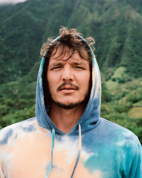 oberynmartell: THRONES CAST APPRECIATION | Day Two | Favourite Male Cast Member  — Pedro Pascal Phot