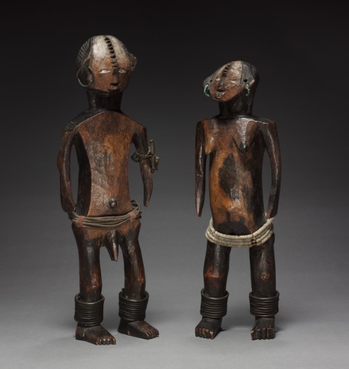 Pair of Figures, late 1800s-early 1900s, Cleveland Museum of Art: African ArtAlthough this pair has 