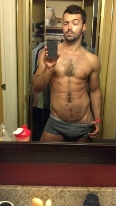 fleshbank:  Yummy Hunter.