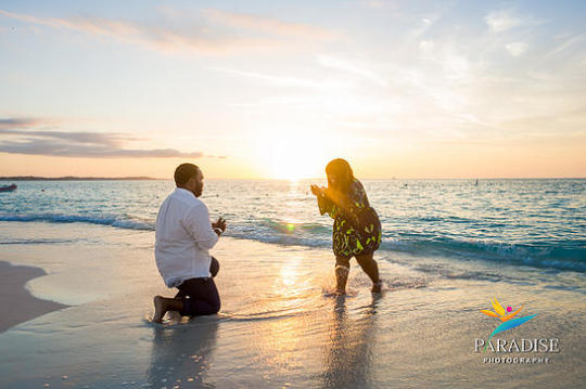 Porn GETTING ENGAGED IN TURKS & CAICOS photos