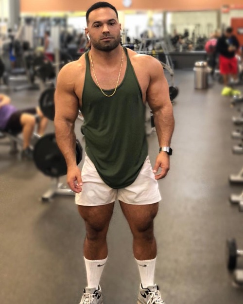 cbnfredo: The to be yolked or not to be yolked?  - - - #gym #youfit #bodybuilder #bodybuilding #miam