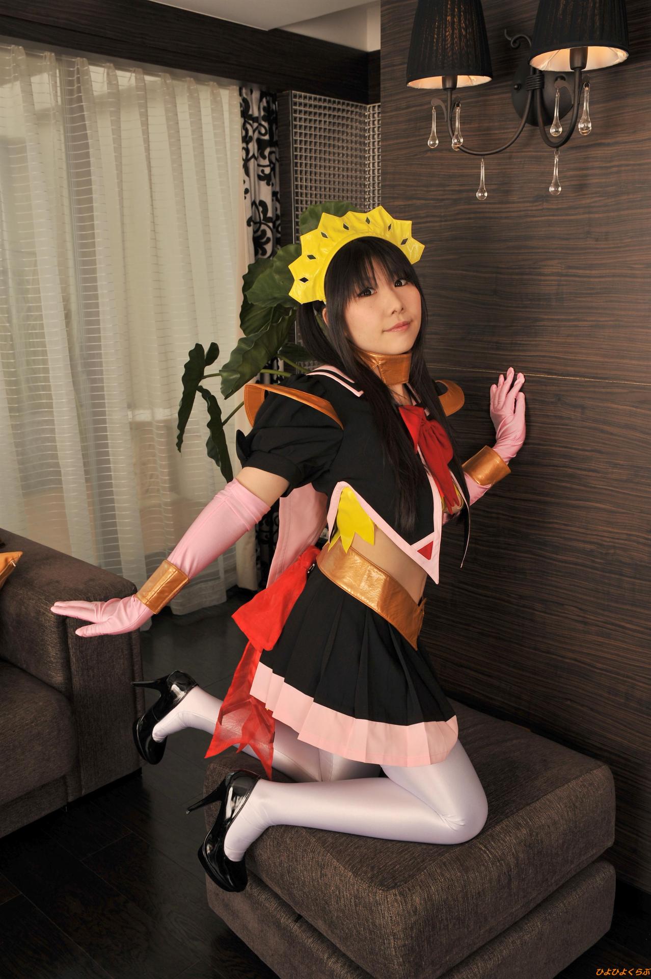 Cosplay Girl Hiyo Nishizuku (Mahou Senshi Sweet Knights Outfit) 1-4