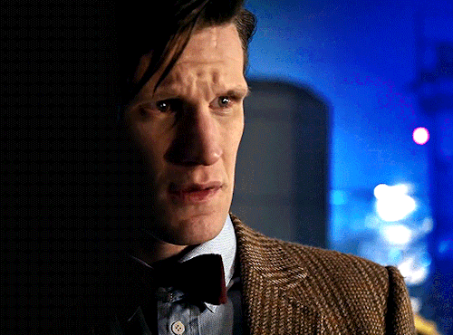 annelisters:GET TO KNOW ME GIF MEME - favourite male characters (1/?)↳ the eleventh doctor (doctor w