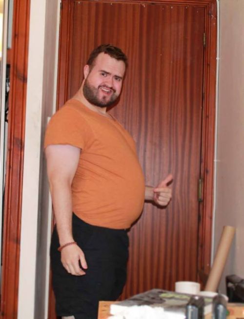 myhairylife:Now with a beard! :D