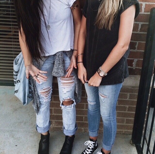 itslatingirl:    CLOTHES & FASHION   