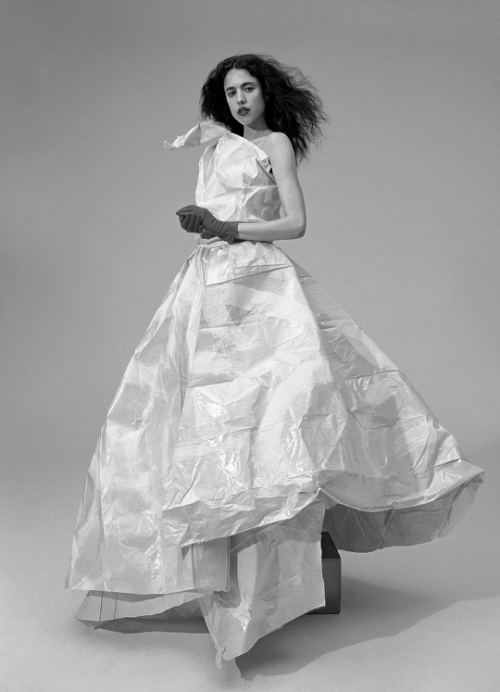 margaretqualleydaily:  Margaret Qualley by Daria Kobayashi Ritch for Hunger Magazine