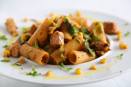 Curious about alternative plant-based meats? Us, too. This rigatoni dish with plant-based chicken is