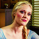  Queen Elsa in every episode: Family Business 