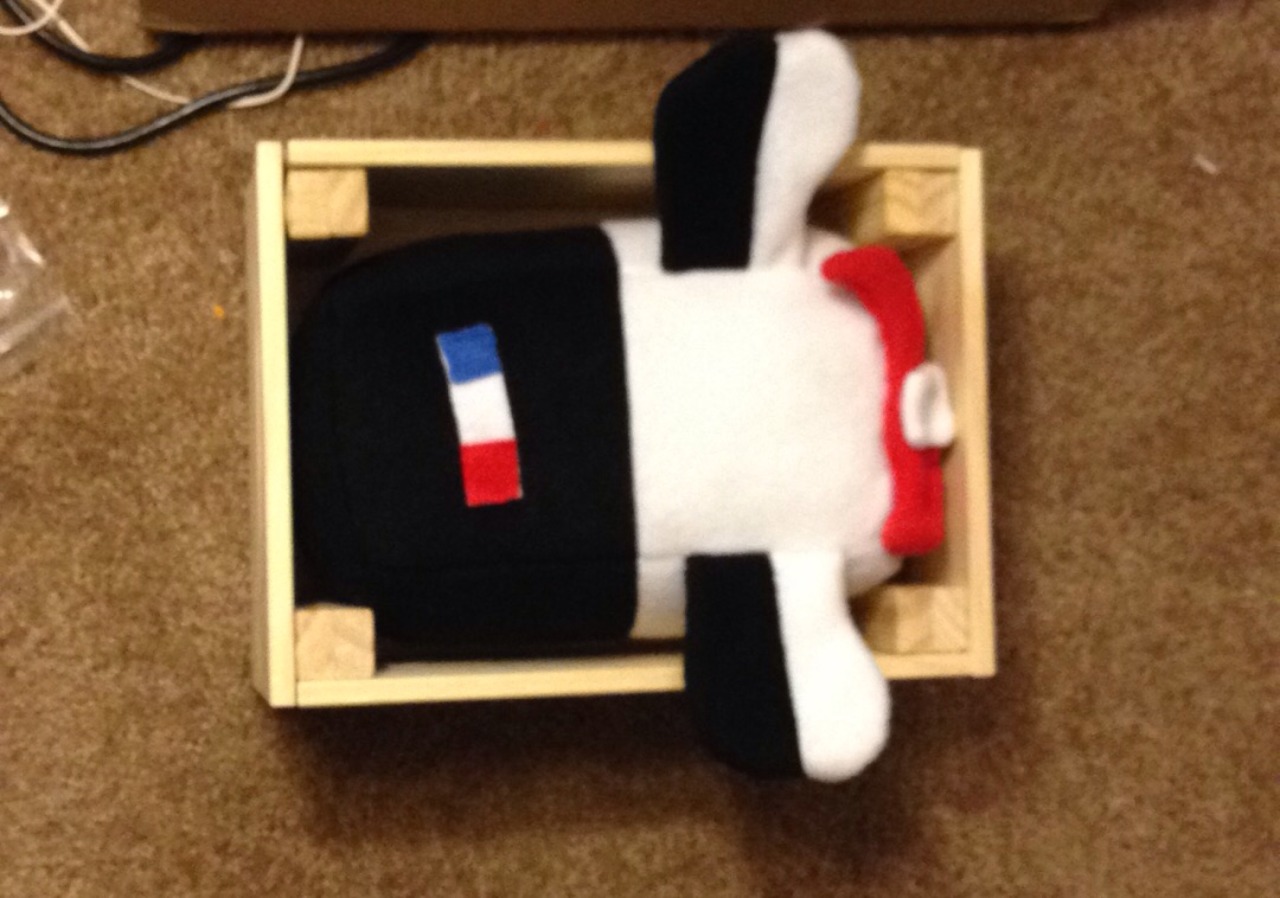 jenn-oddballpunk:  siderealv:  So I discovered that Prowl loaf fits perfectly in