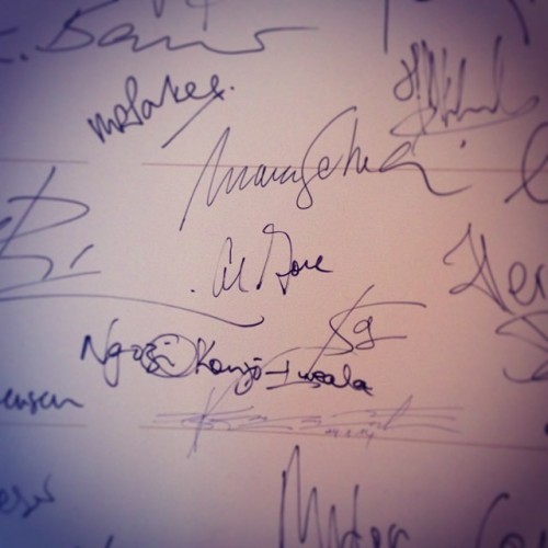 libawr:  Look who signed the #zerohunger challenge pledge right before me. #ingoodcompany #algore #w