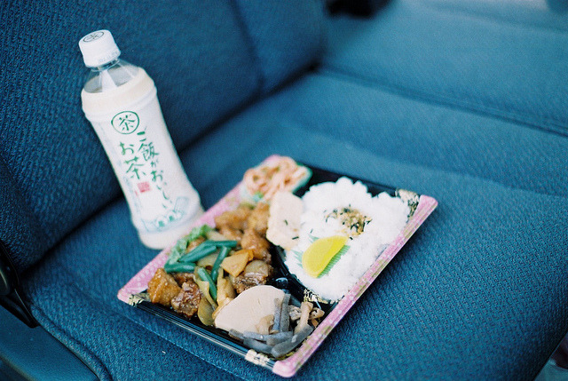 dreams-of-japan:  酢豚弁当 by *dapple dapple on Flickr. 