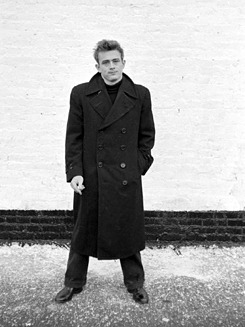 jamesdeandaily:  James Dean photographed by Dennis Stock, 1955. 