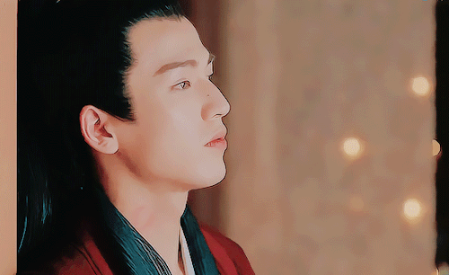 A Gifset for Every Episode of Zhang Linghe’s DramasMaiden Holmes | Episode 1