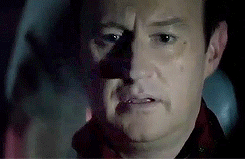 wiz-chic:  Mycroft still sees Sherlock as a scared little boy… goodbye, friends.