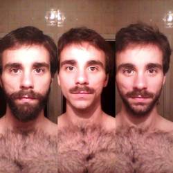 mimesmo:Antes do bigode,  com o bigode e duas semanas depois do bigode. É por isso que não me importo de fazer essas coisas, olha como cresce rápido essa barba!  #barba #beard #selfie #mimdeixa #bigode #mustache  (em Barão Geraldo)